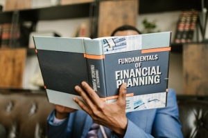 5 Questions to Ask Before Hiring a Financial Planner